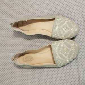 Latigo Embroidered Green Flats